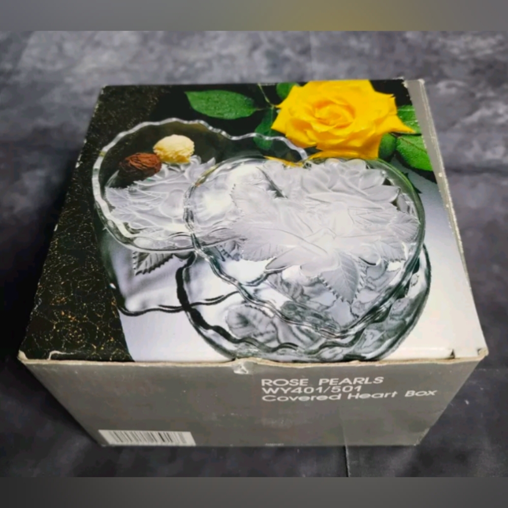 Home Beautiful Rose Pearls Glass Covered Heart Dish New In Box 6 X 6
